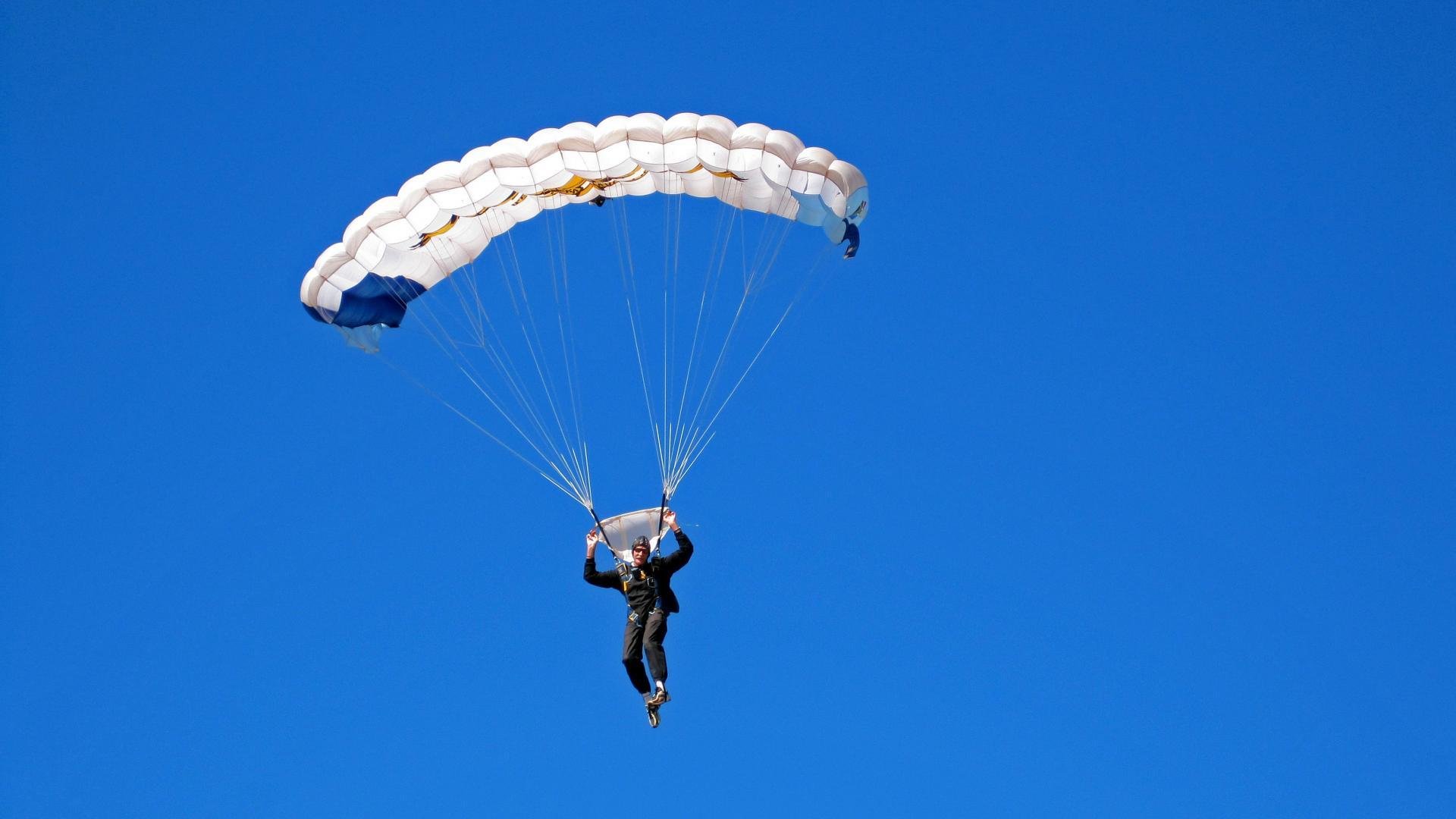 赛场“绝杀神器”:最佳射手的最后一击,职业赛常用射手